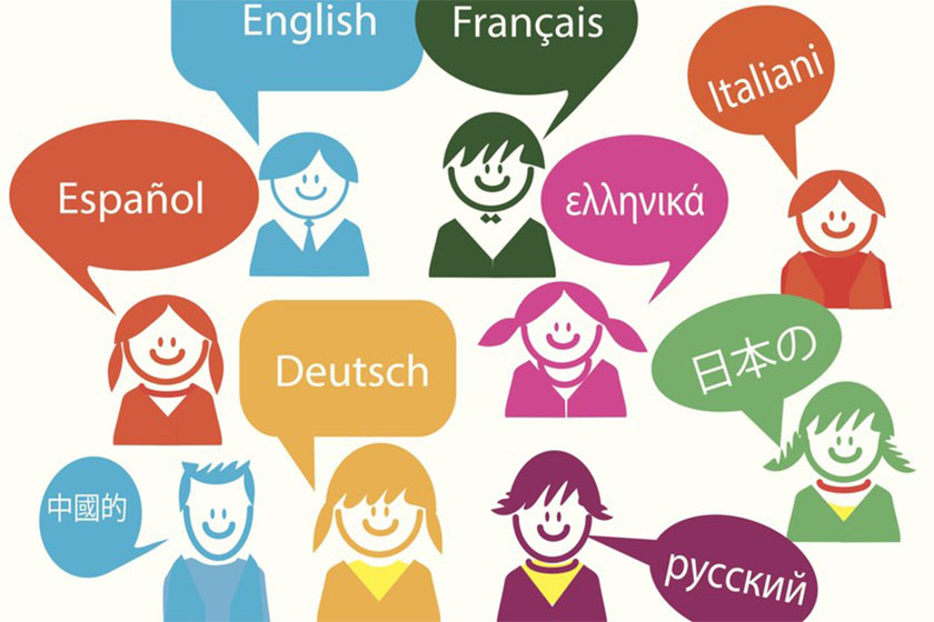 Ilustração de pessoas falando vários idiomas diferentes